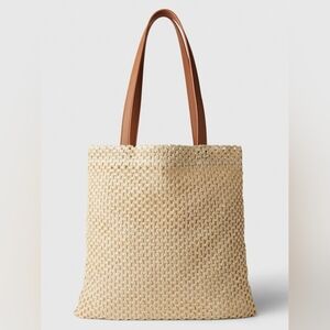 NWT GAP Straw Tote Bag In Natural Color Size 14"X14"